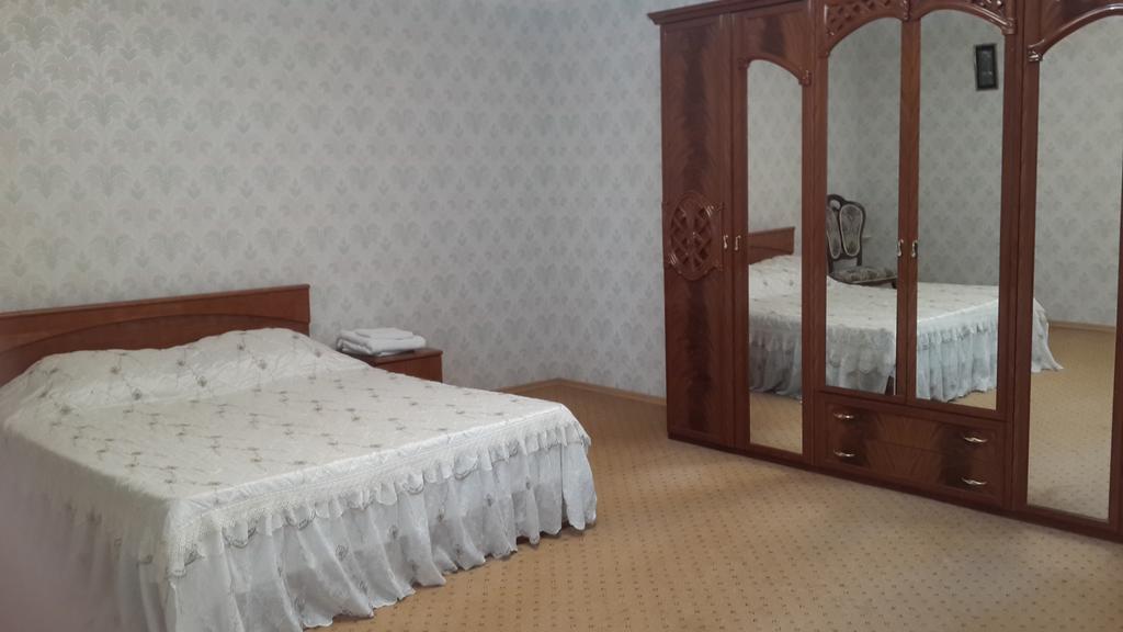 Hotel Zelenaya Актау Стая снимка