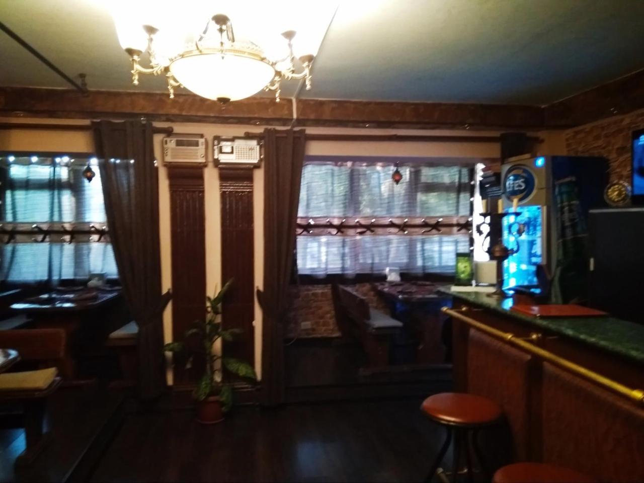 Hotel Zelenaya Актау Екстериор снимка